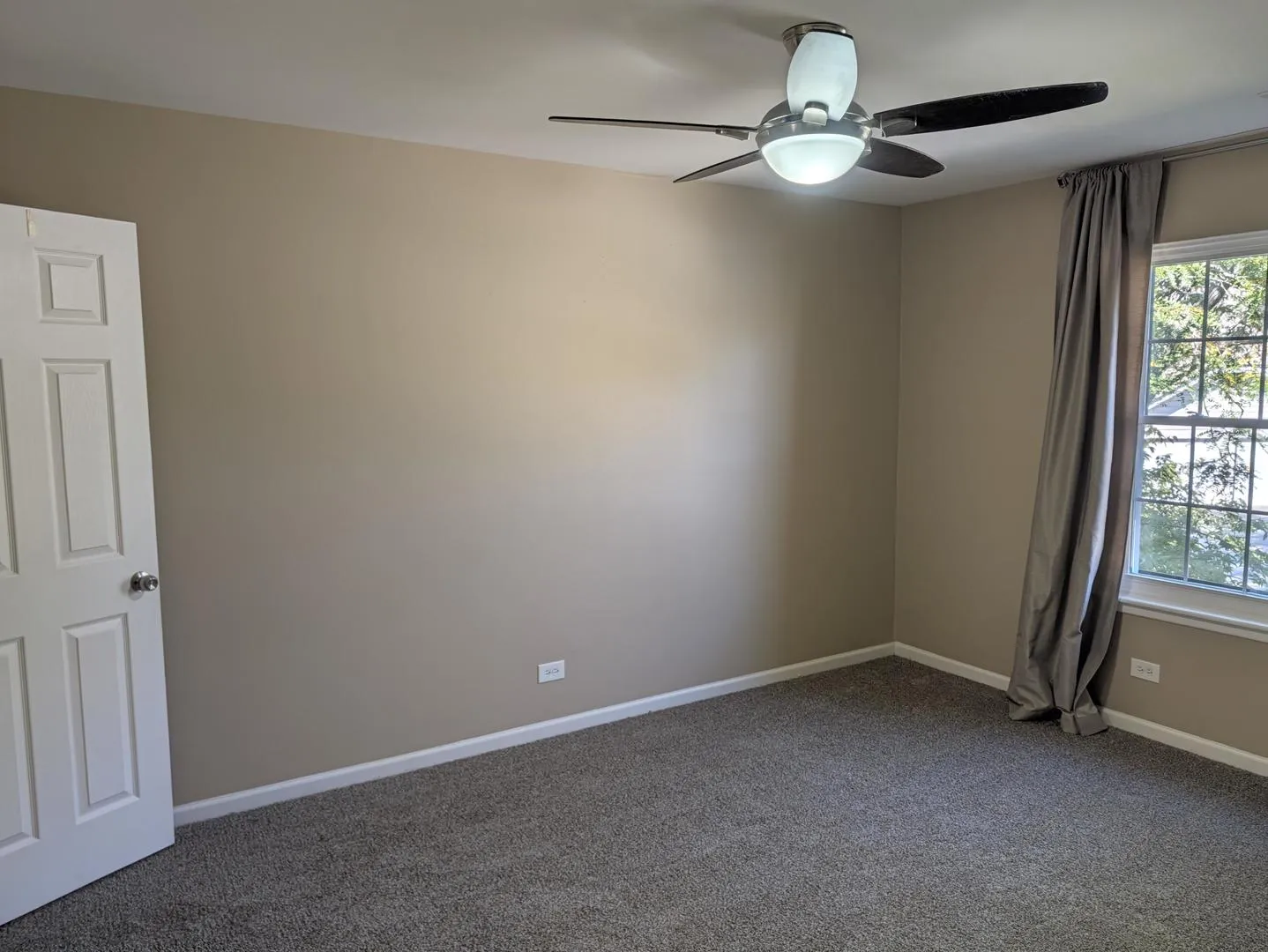 103 Marble Hill Ct, ,  60193, USA 60193-unit#B2-Schaumburg-IL