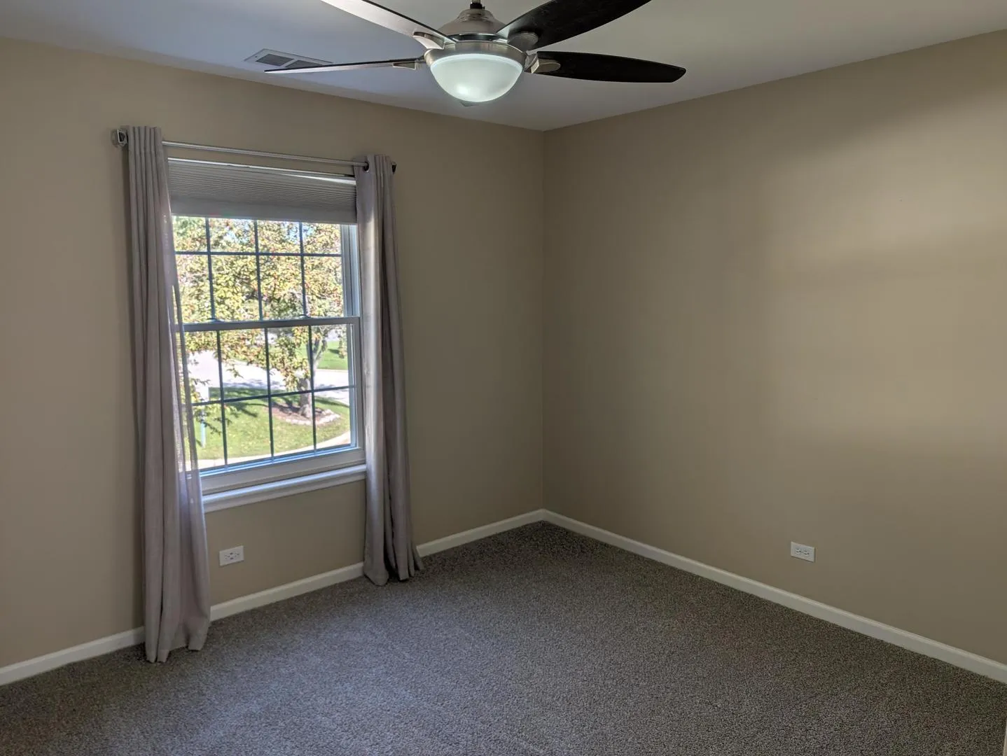 103 Marble Hill Ct, ,  60193, USA 60193-unit#B2-Schaumburg-IL