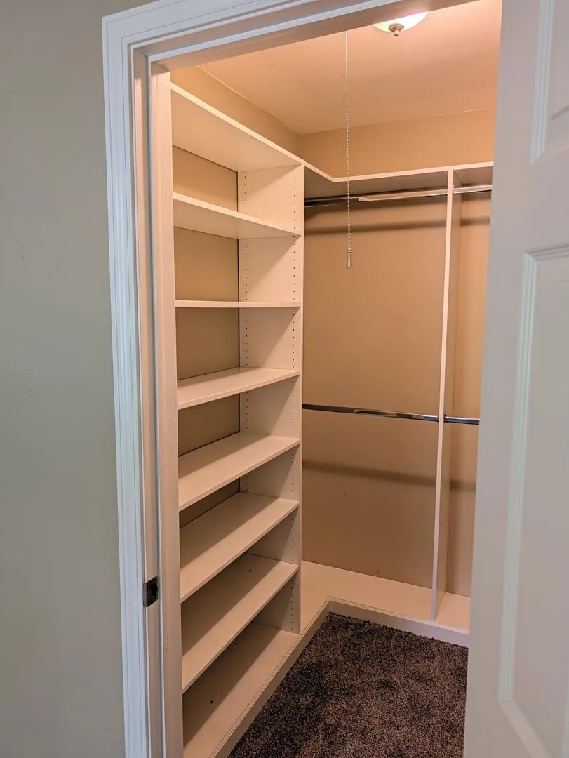 103 Marble Hill Ct, ,  60193, USA 60193-unit#B2-Schaumburg-IL