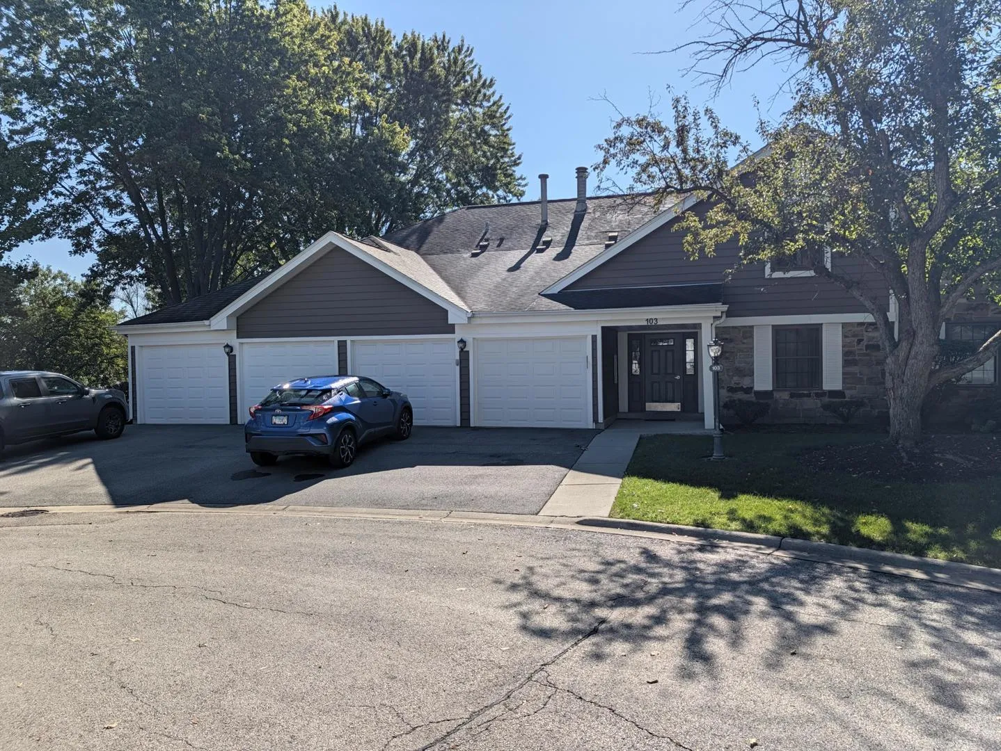 103 Marble Hill Ct, ,  60193, USA 60193-unit#B2-Schaumburg-IL