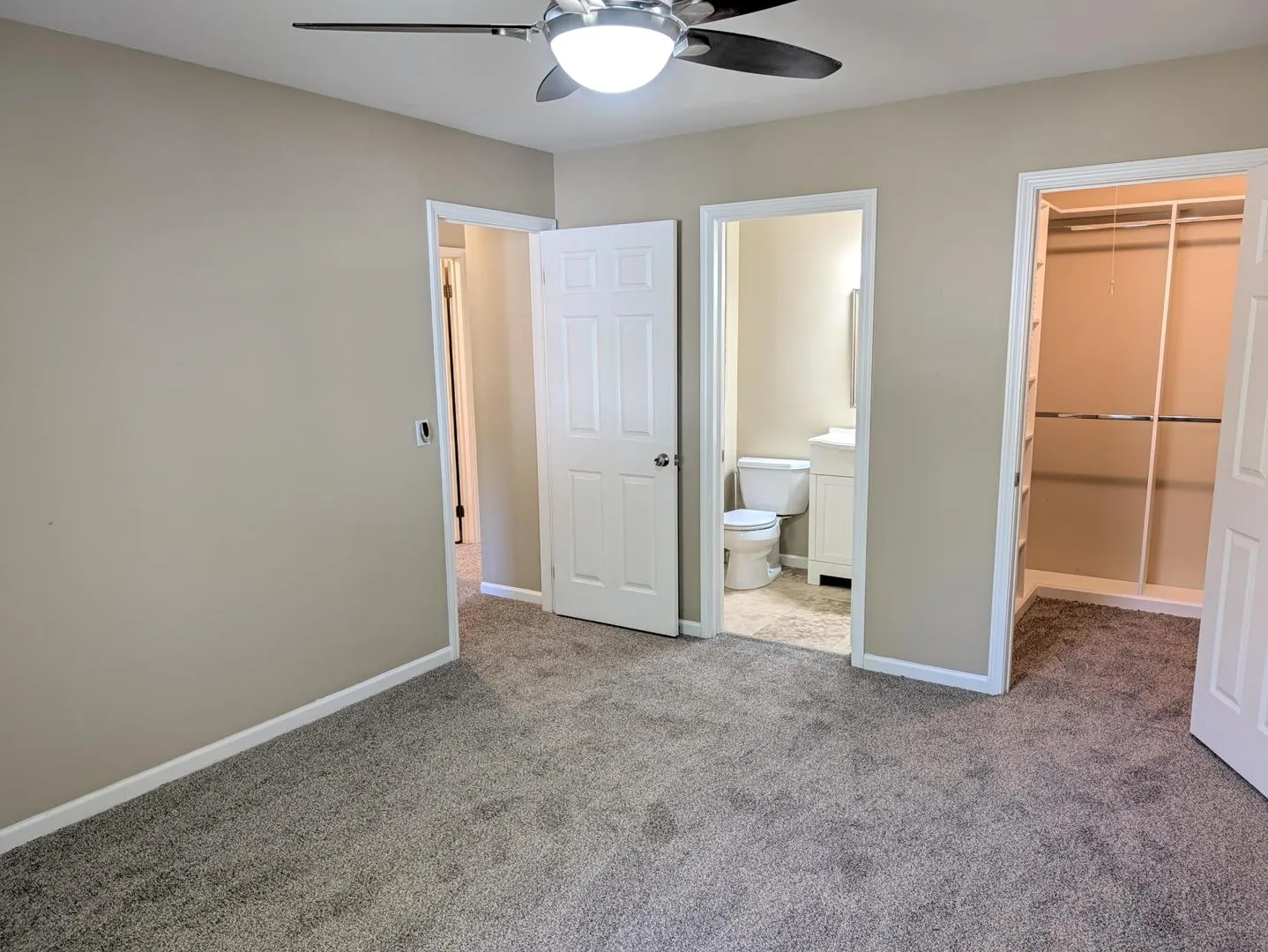 103 Marble Hill Ct, ,  60193, USA 60193-unit#B2-Schaumburg-IL