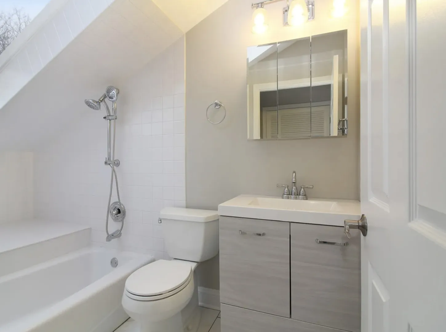 812 N Sleight St, , 60563, USA 60563-unit#1-Naperville-IL