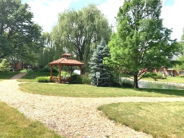 2311 S Goebbert Rd, ,  60005, USA 60005-unit#B102-Arlington Heights-IL