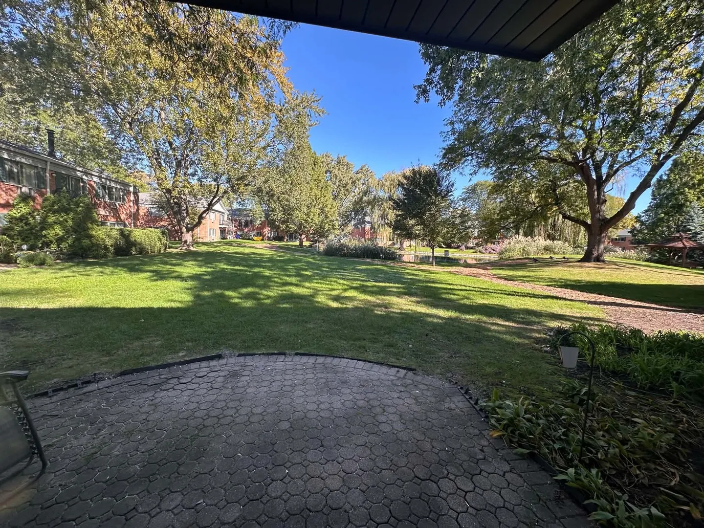 2311 S Goebbert Rd, ,  60005, USA 60005-unit#B102-Arlington Heights-IL