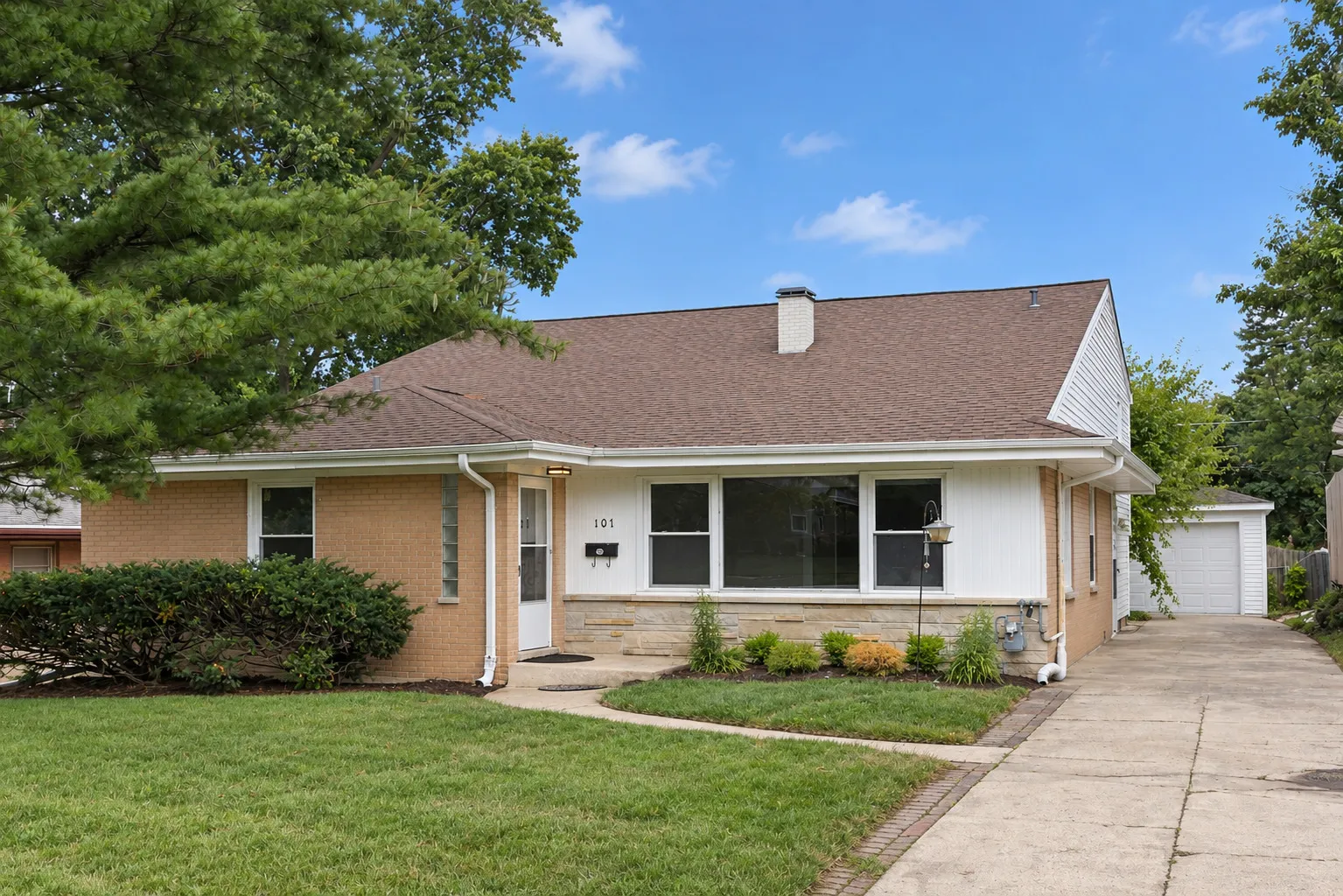 107 N Pierce Ave, , 60187, USA 60187-Wheaton-IL
