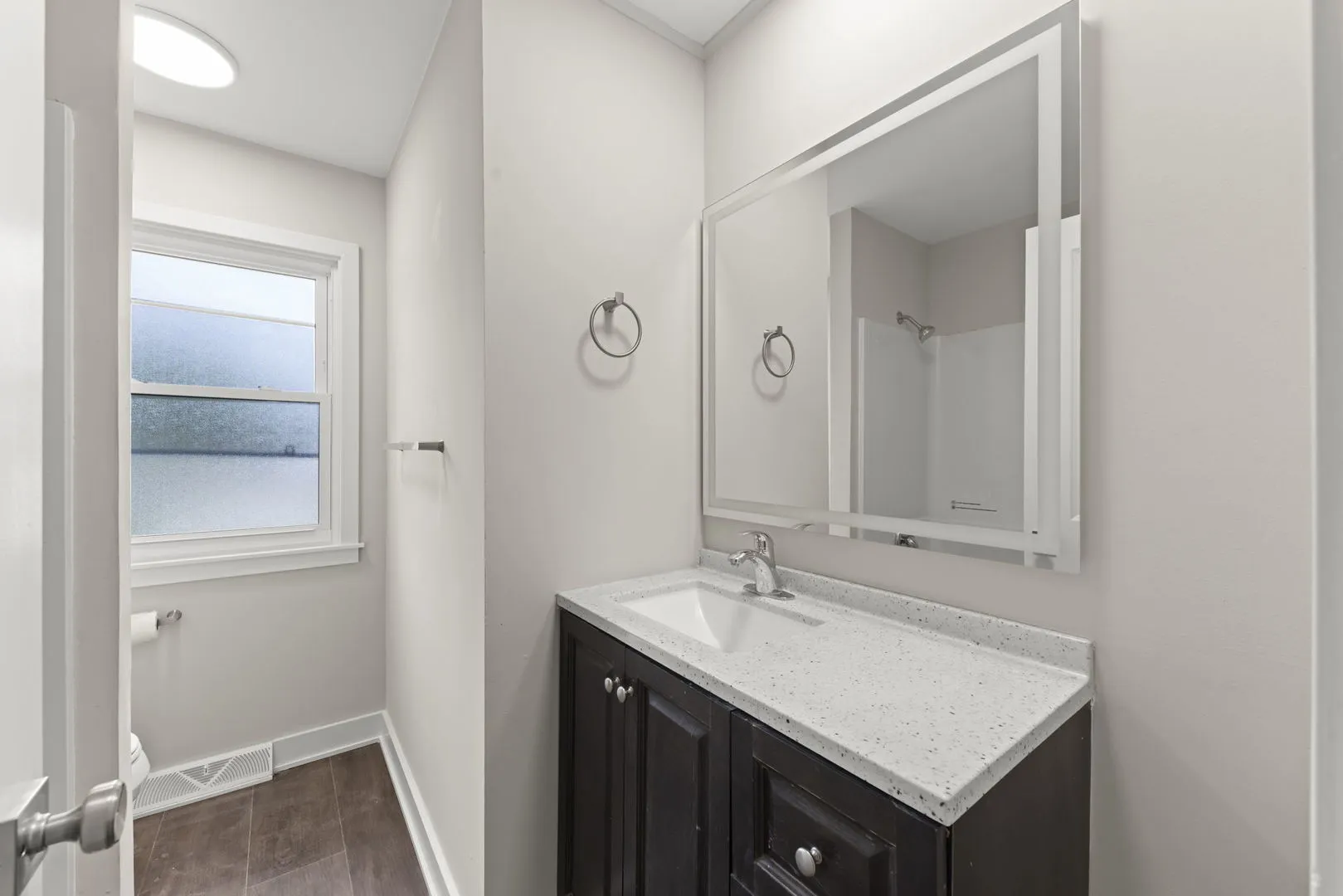 107 N Pierce Ave, , 60187, USA 60187-Wheaton-IL