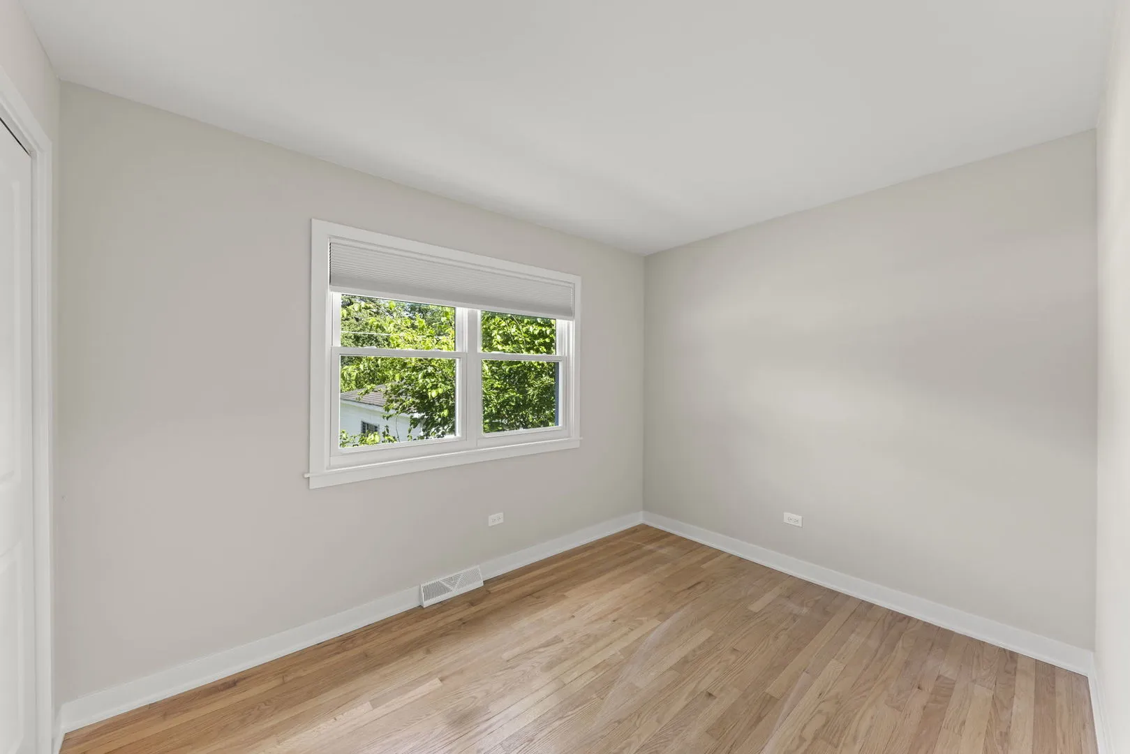 107 N Pierce Ave, , 60187, USA 60187-Wheaton-IL
