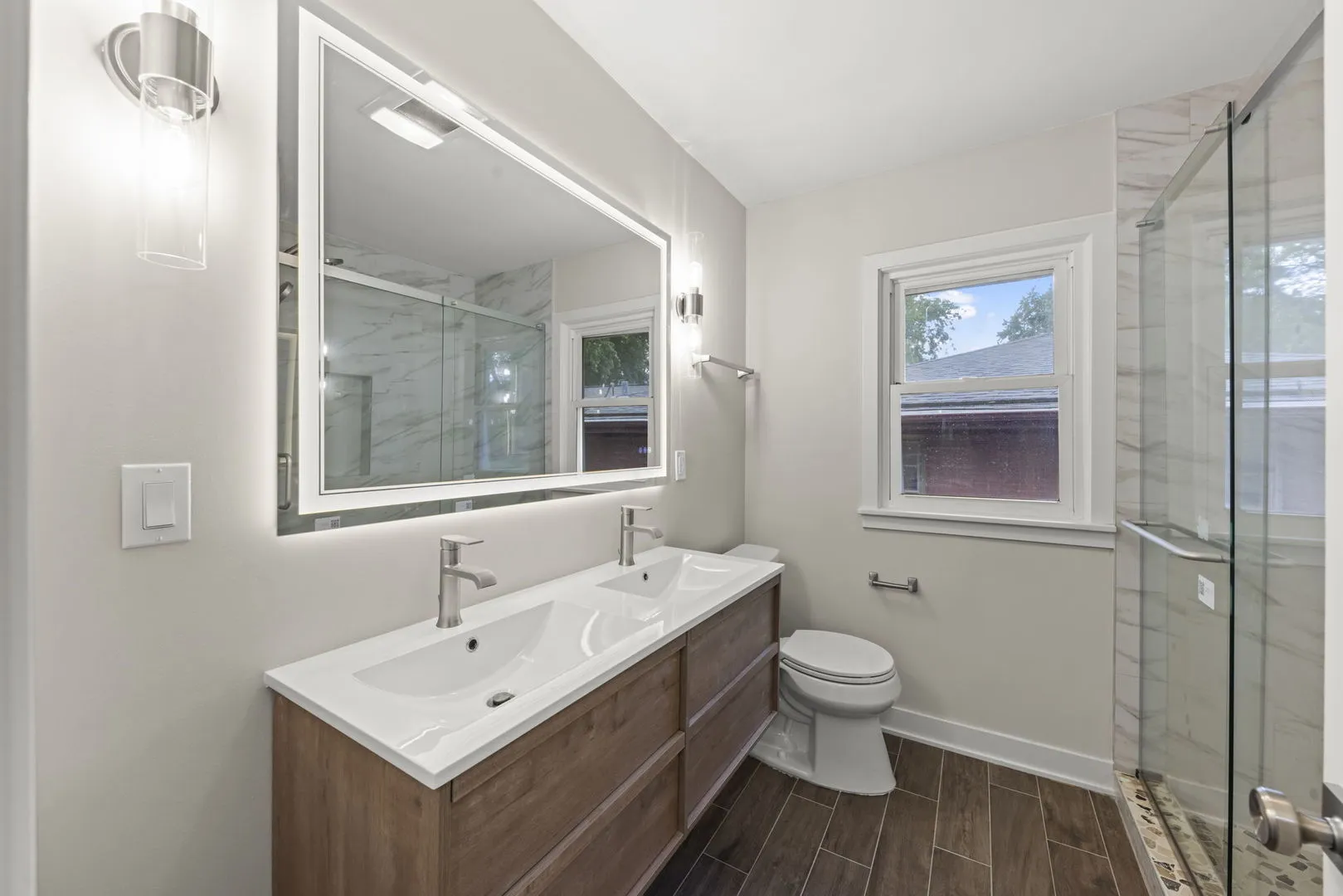 107 N Pierce Ave, , 60187, USA 60187-Wheaton-IL