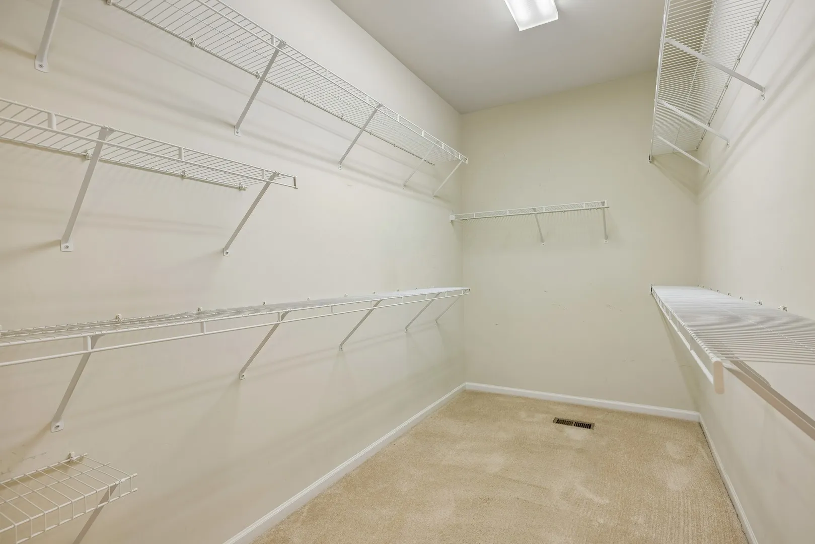 3665 Ryerson St, ,  60060, USA 60060-Mundelein-IL