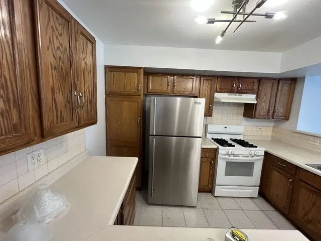 1908 Grove Ave, ,  60193, USA 60193-Schaumburg-IL