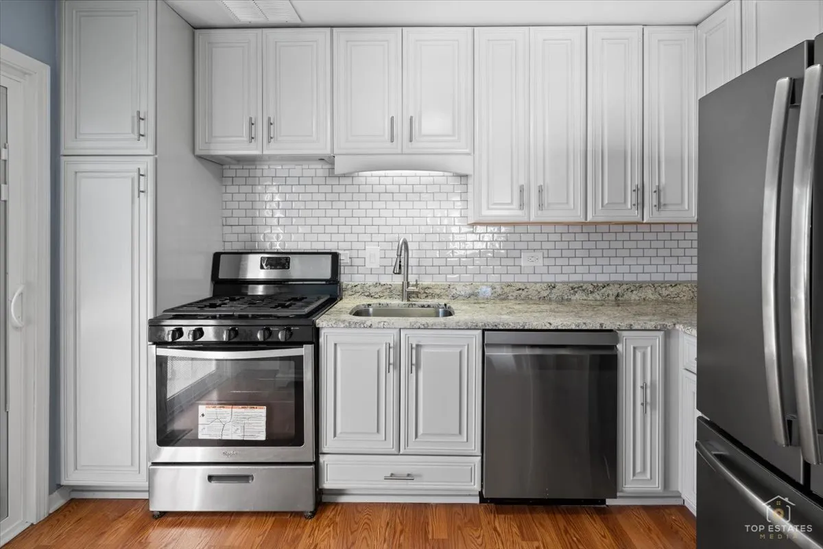 1109 Boston Harbor, , 60193, USA 60193-Schaumburg-IL
