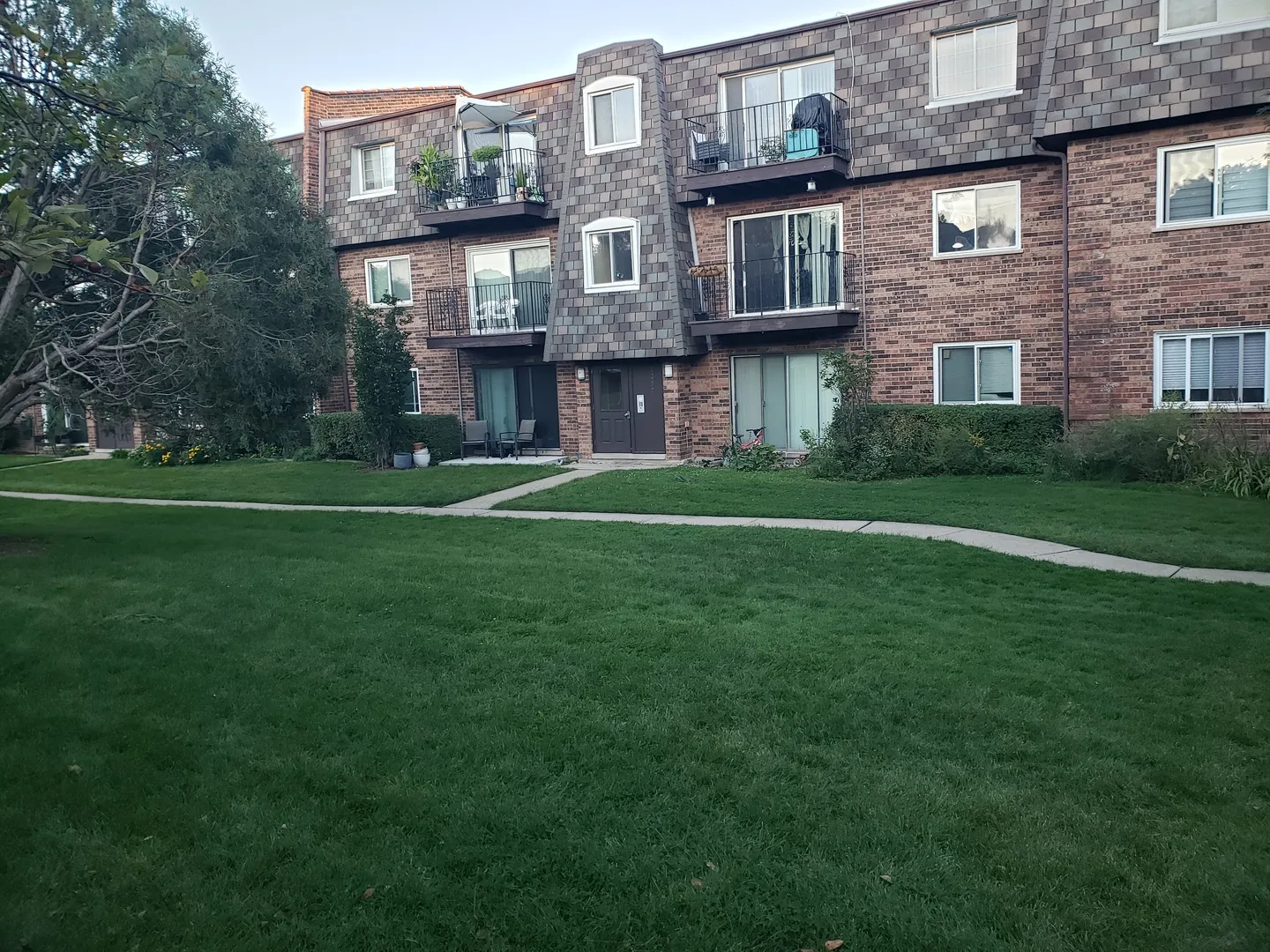 9357 Bay Colony Dr, ,  60016, USA 60016-unit#1N-Des Plaines-IL