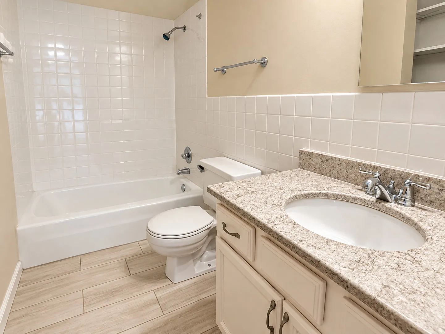 5240 Galitz St, ,  60077, USA 60077-unit#208-Skokie-IL