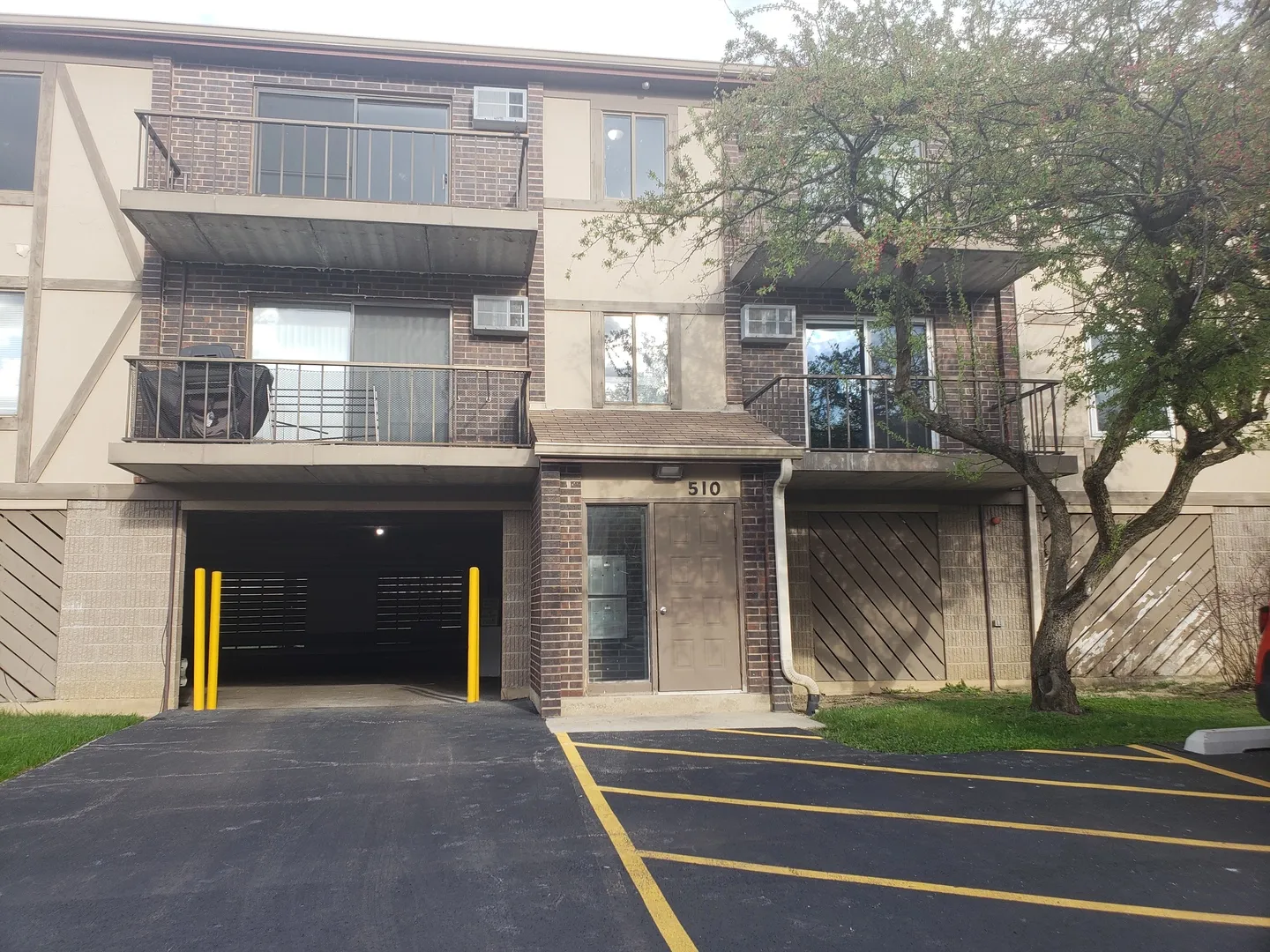 510 Kiowa Cir, , 60565, USA 60565-unit#201-Naperville-IL