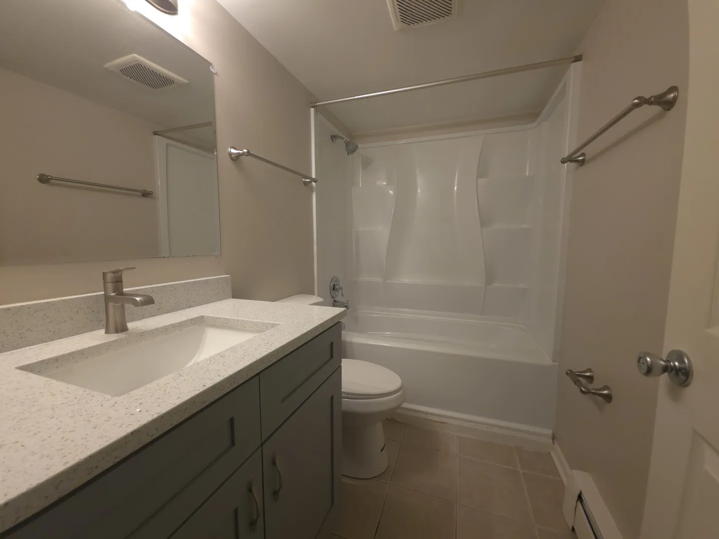 1674 Kiowa Cir, , 60565, USA 60565-unit#101-Naperville-IL
