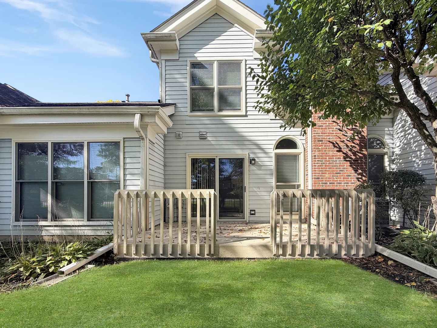2103 N Coldspring Rd, ,  60004, USA 60004-Arlington Heights-IL