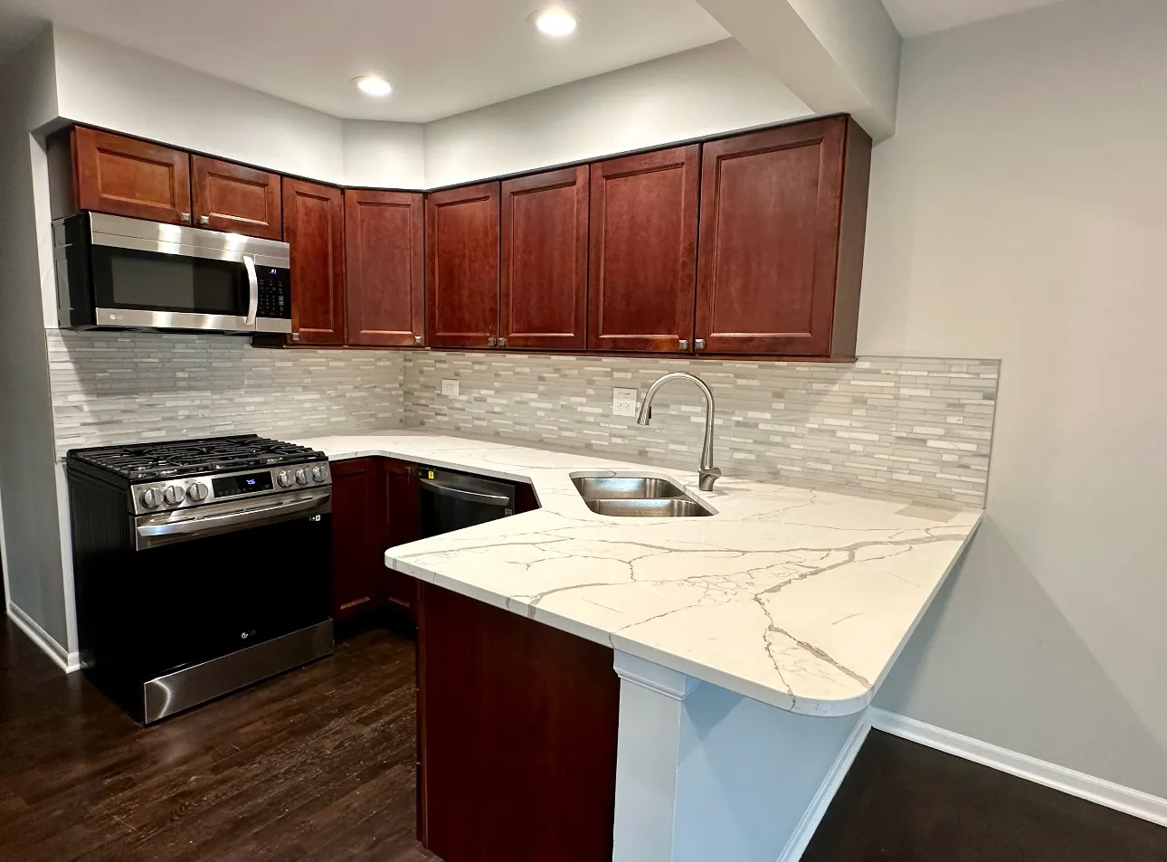 1344 Queensgreen Cir, , 60563, USA 60563-Naperville-IL