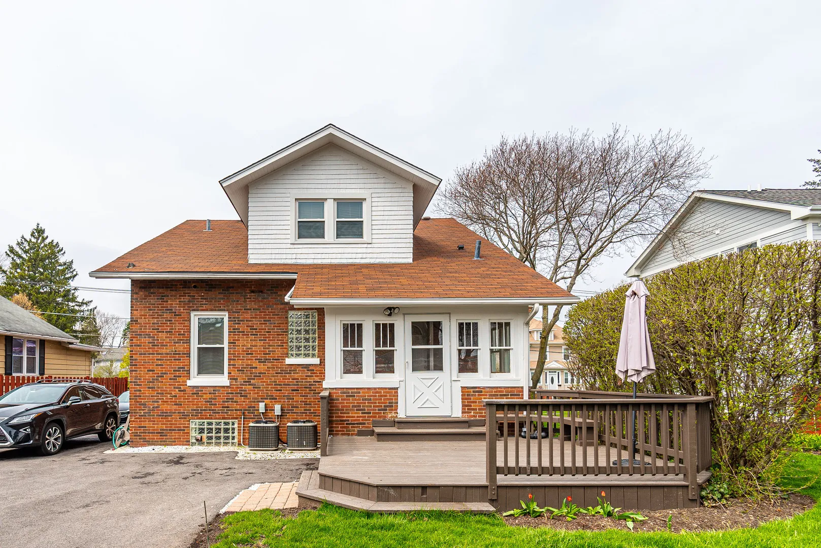 247 W  Rd, ,  60067, USA 60067-unit#1A-Palatine-IL