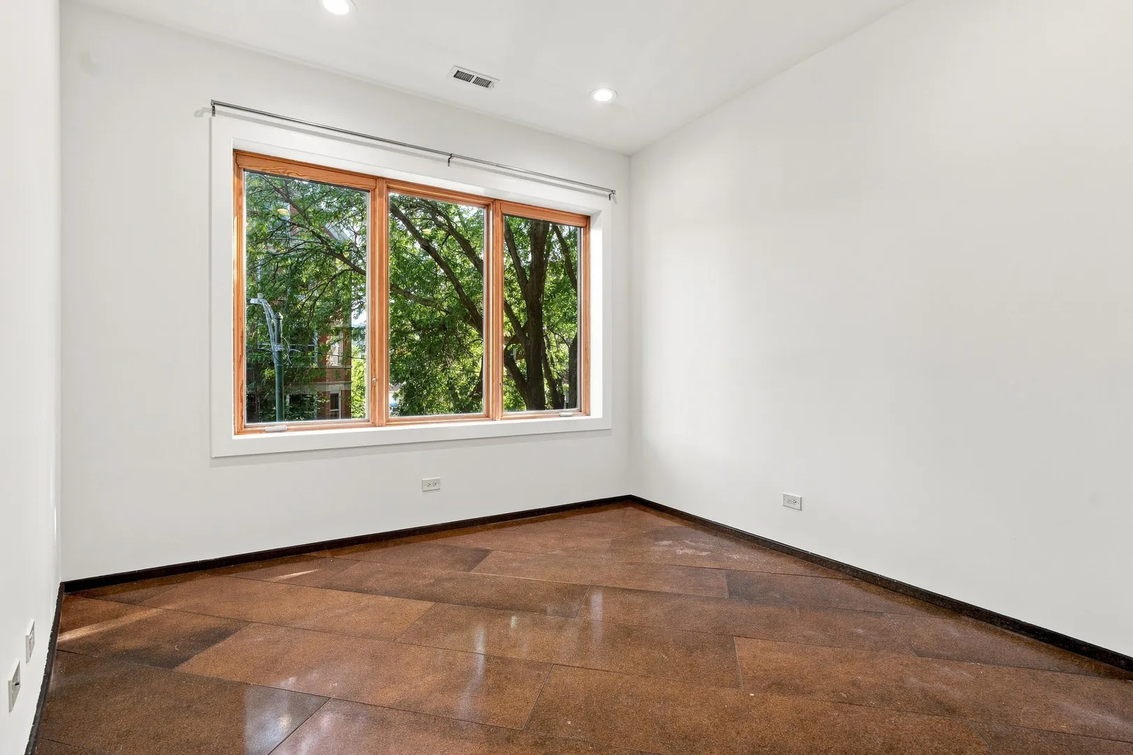 2334 W Medill Ave, , 60647, USA 60647-Chicago-IL