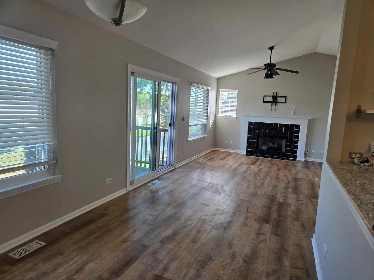 2649 S Embers Ln, ,  60005, USA 60005-unit#B-Arlington Heights-IL