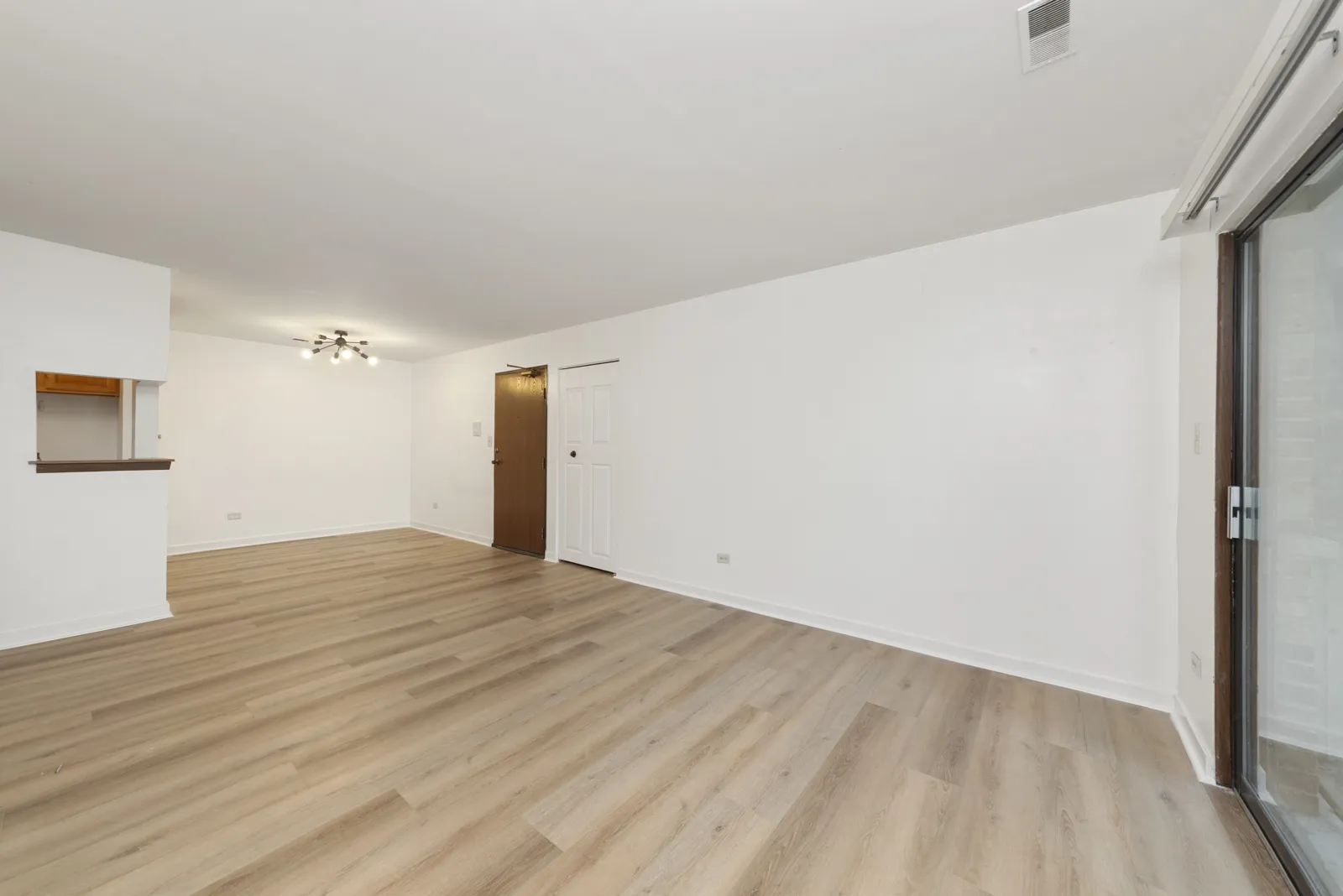 1420 Stonebridge Cir, ,  60189, USA 60189-unit#N-3-Wheaton-IL