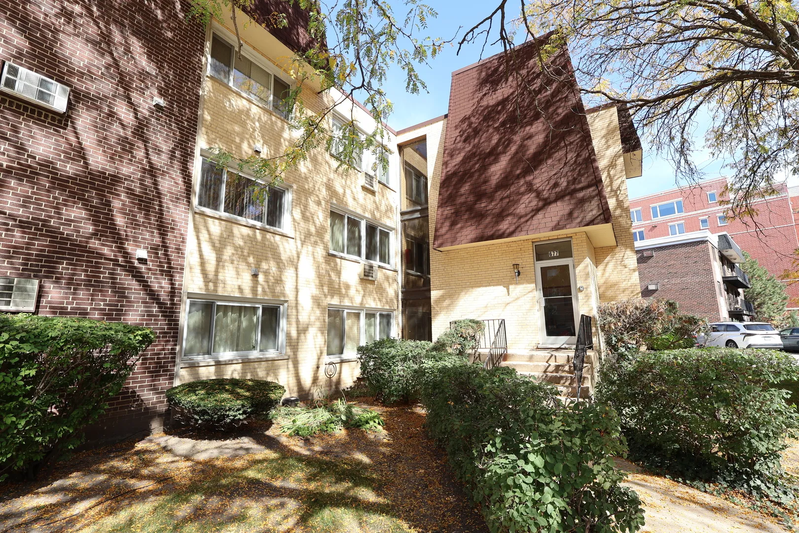 677 S River Rd, , 60016, USA 60016-unit#2A-Des Plaines-IL