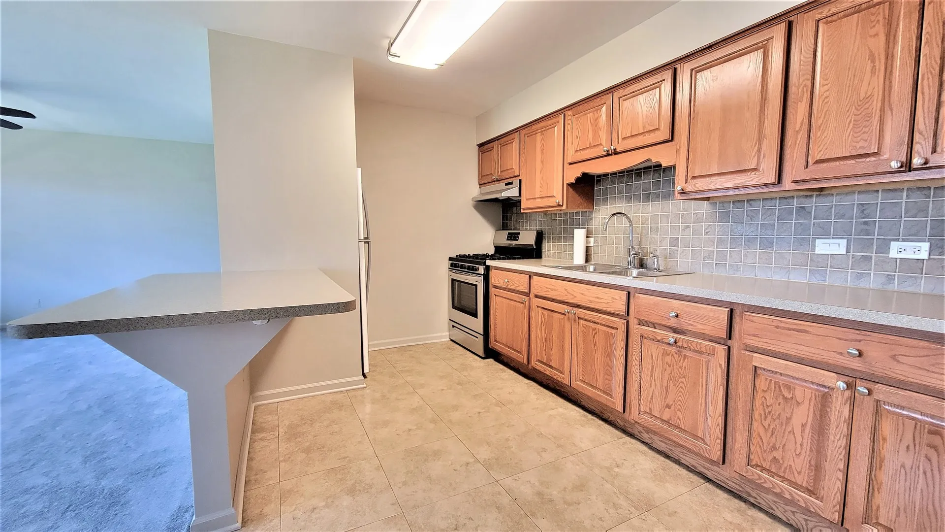 2820 Dundee Rd, , 60062, USA 60062-unit#10B-Northbrook-IL