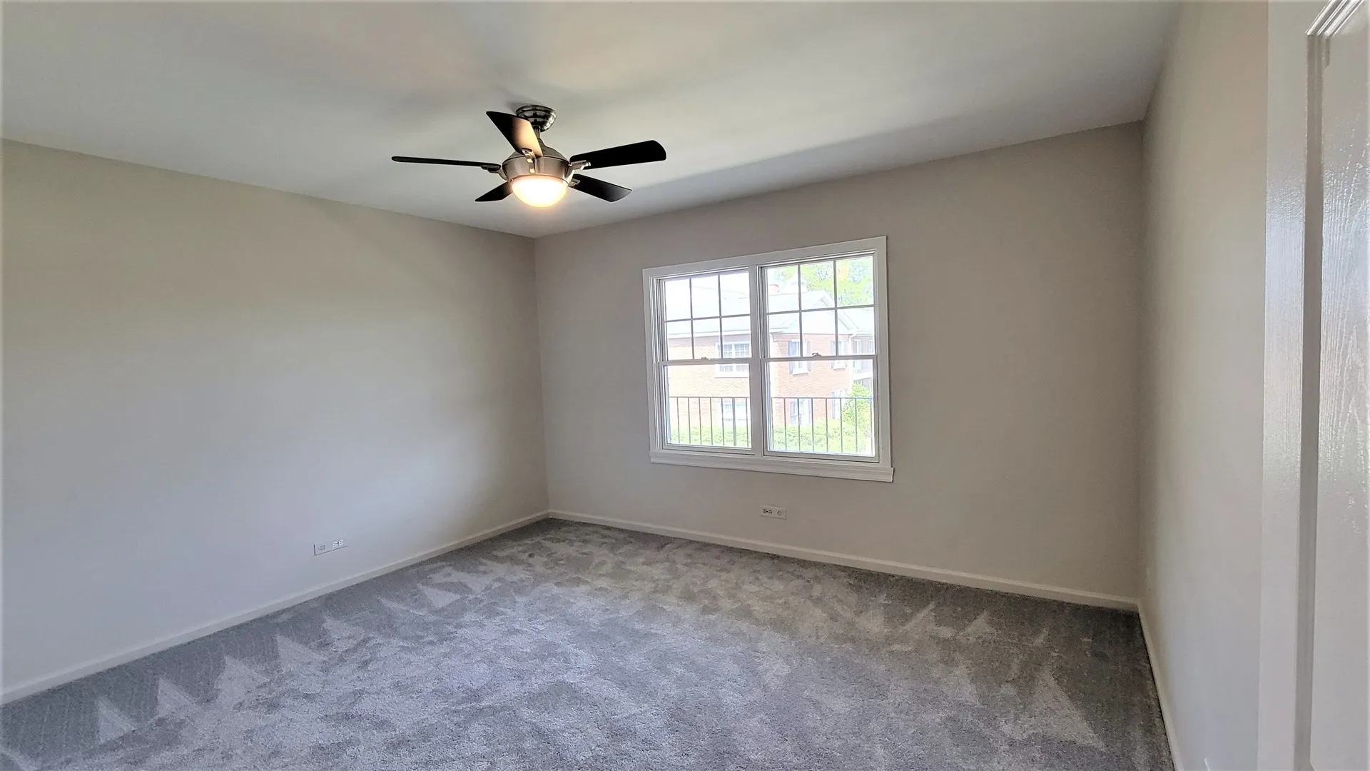 2820 Dundee Rd, , 60062, USA 60062-unit#10B-Northbrook-IL