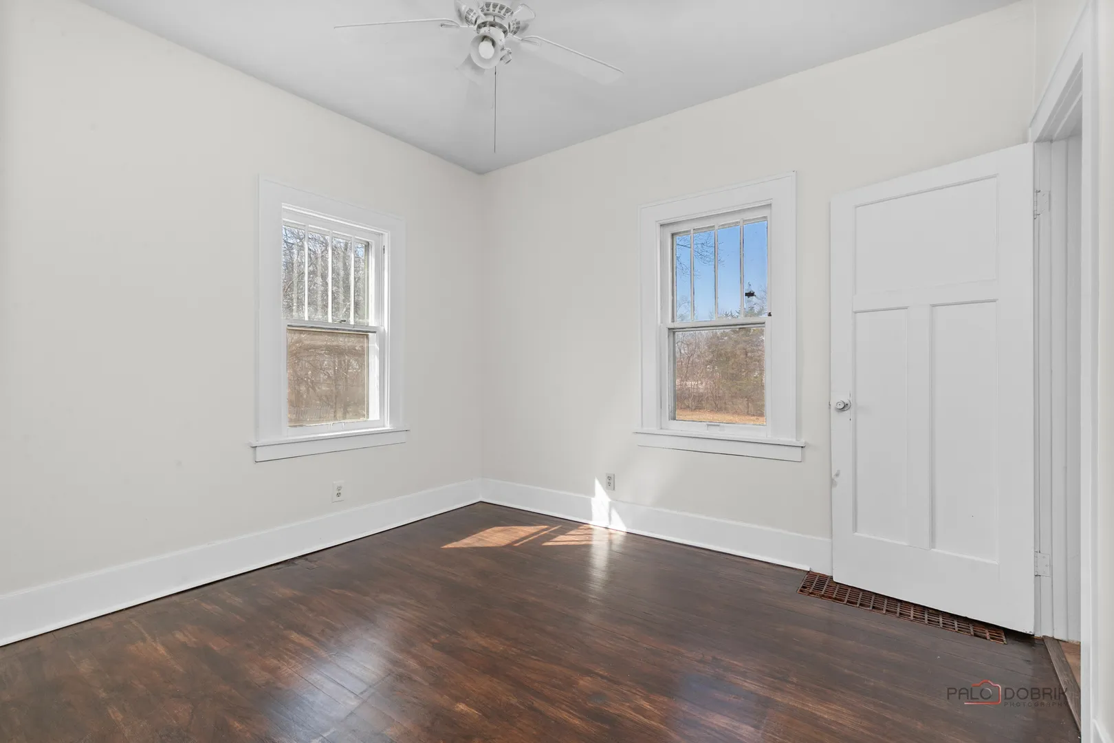 403 E Park St, ,  60060, USA 60060-Mundelein-IL