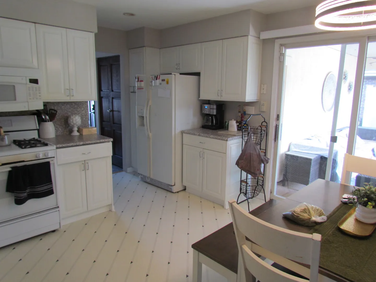 1419 E Lincoln Ave, ,  60018, USA 60018-Des Plaines-IL