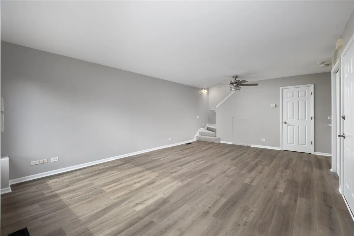 473 River Bend Rd, ,  60540, USA 60540-unit#115-Naperville-IL
