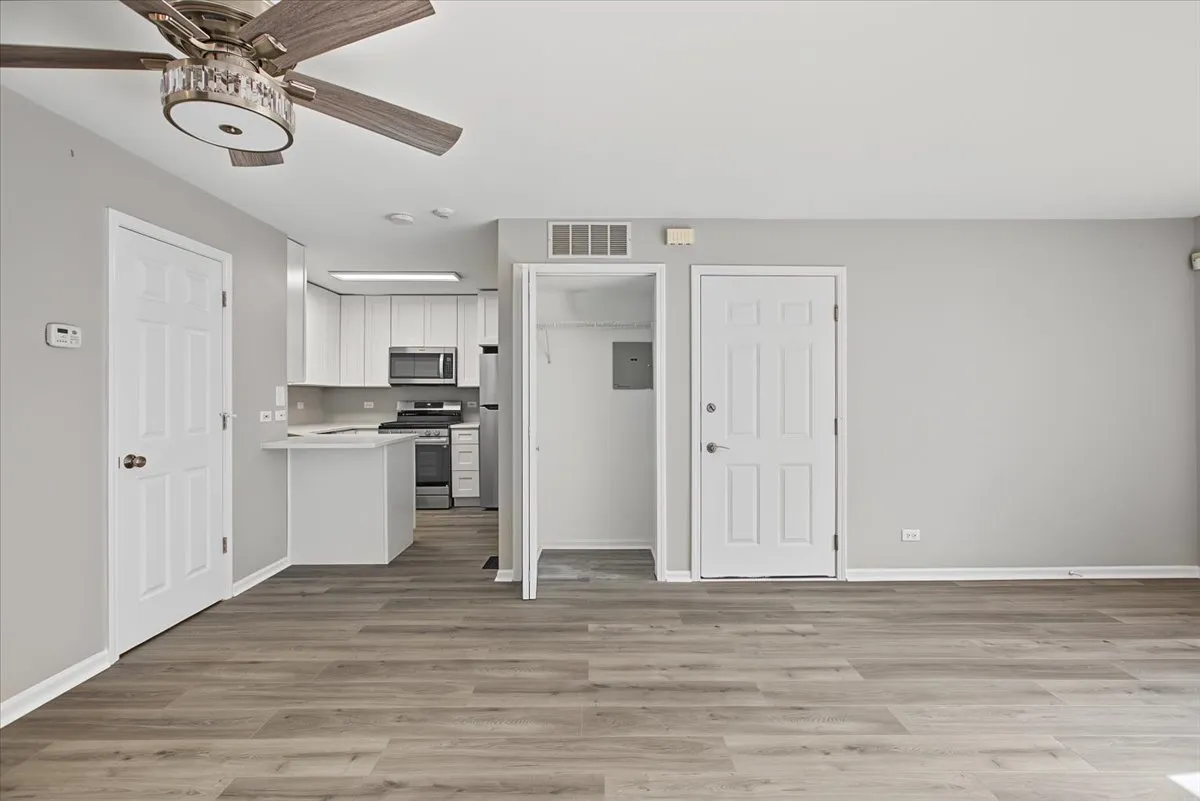 473 River Bend Rd, ,  60540, USA 60540-unit#115-Naperville-IL