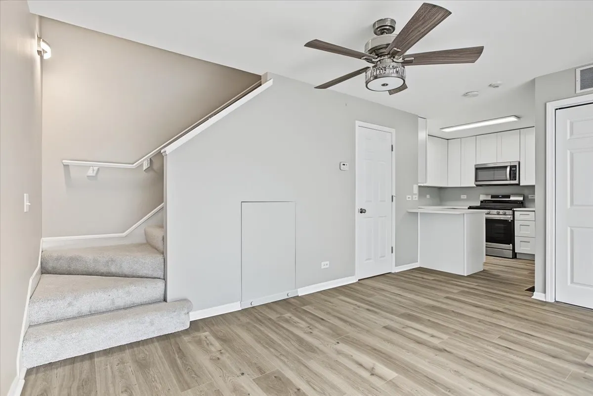 473 River Bend Rd, ,  60540, USA 60540-unit#115-Naperville-IL