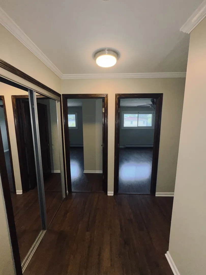 8970 N Parkside Ave, ,  60016, USA 60016-unit#304-Des Plaines-IL