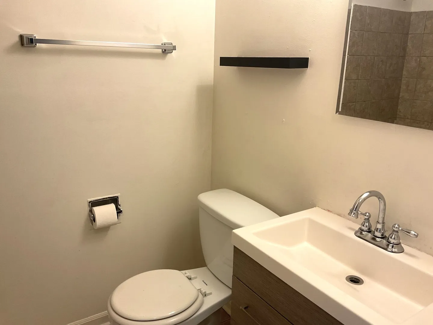 627 S Blanchard St, ,  60187, USA 60187-unit#B4-Wheaton-IL