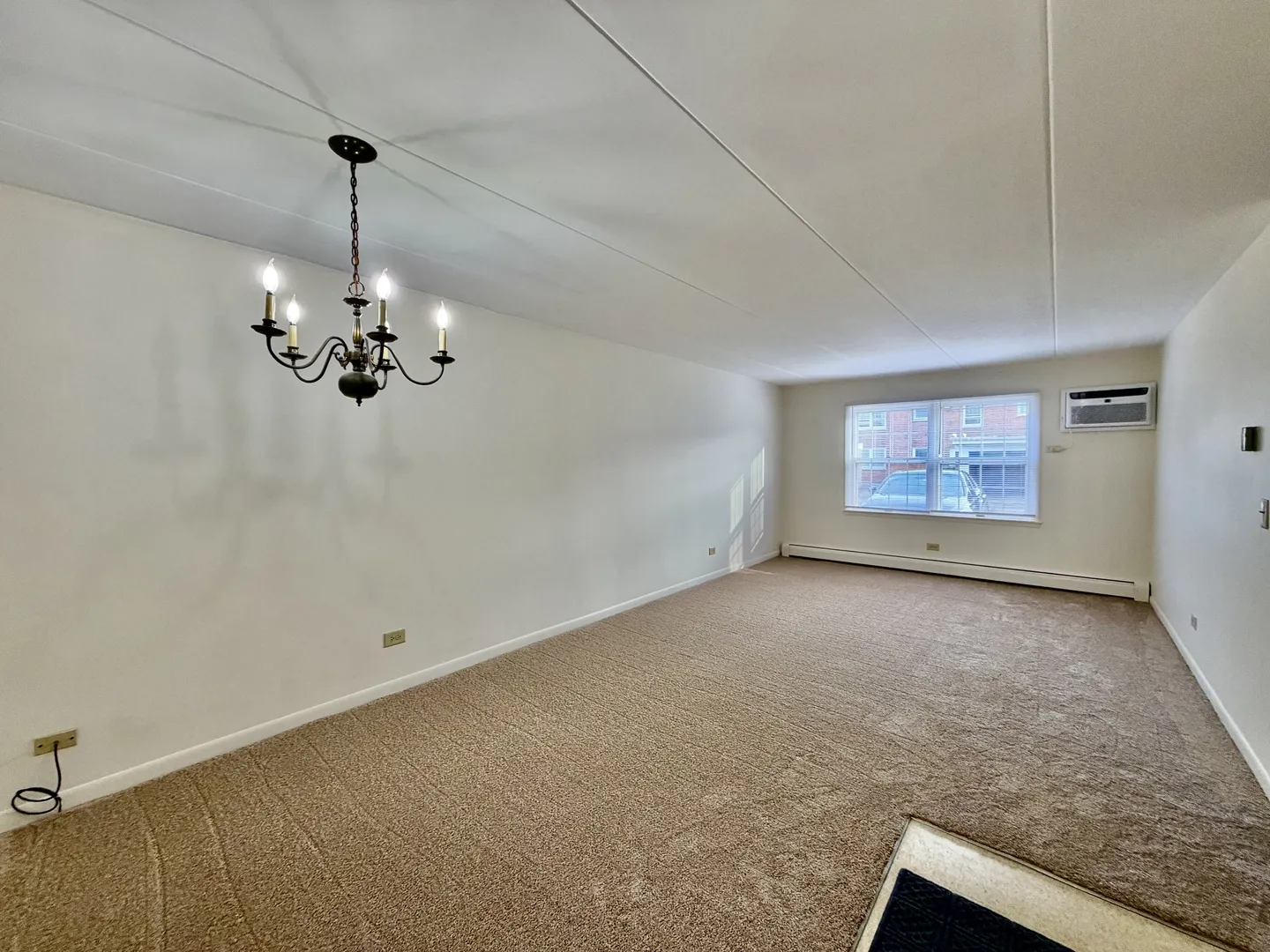 130 Douglas Ave, , 60540, USA 60540-unit#4-Naperville-IL