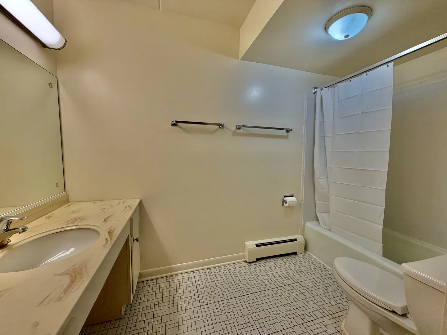 130 Douglas Ave, , 60540, USA 60540-unit#4-Naperville-IL