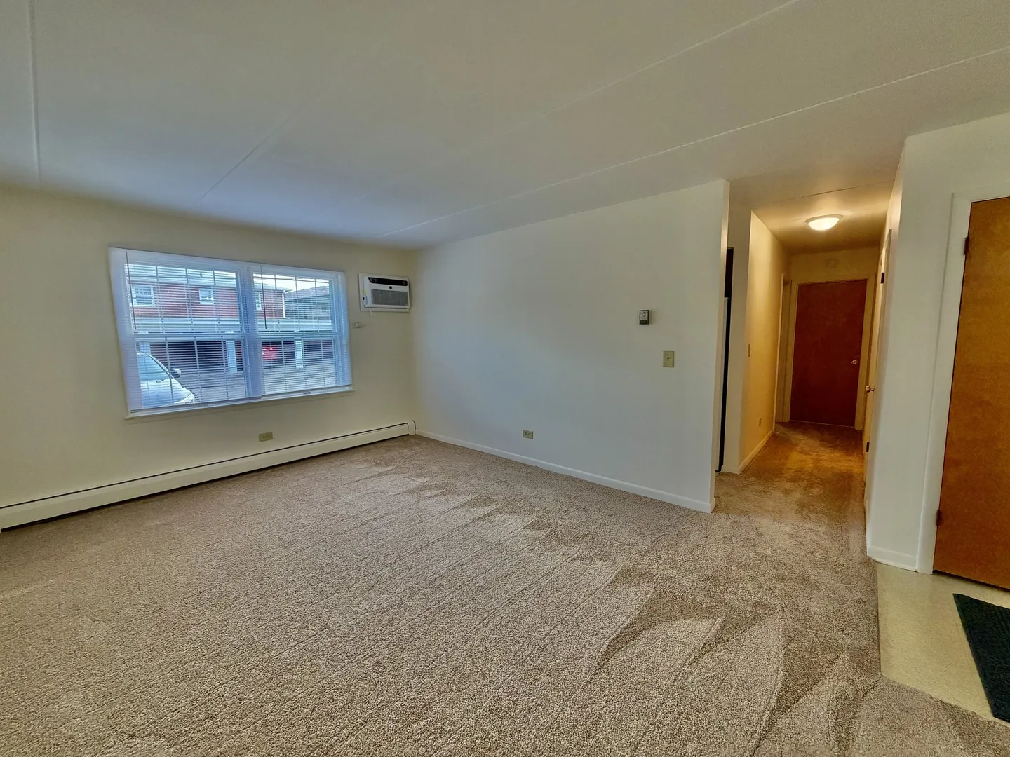 130 Douglas Ave, , 60540, USA 60540-unit#4-Naperville-IL
