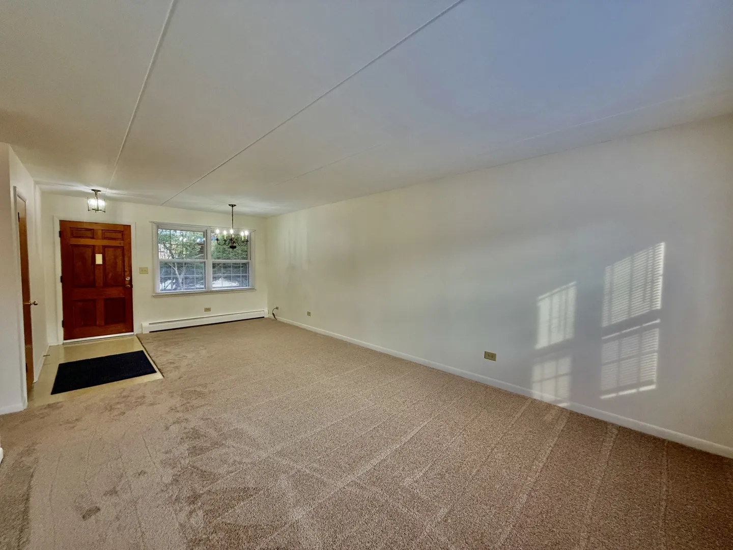 130 Douglas Ave, , 60540, USA 60540-unit#4-Naperville-IL
