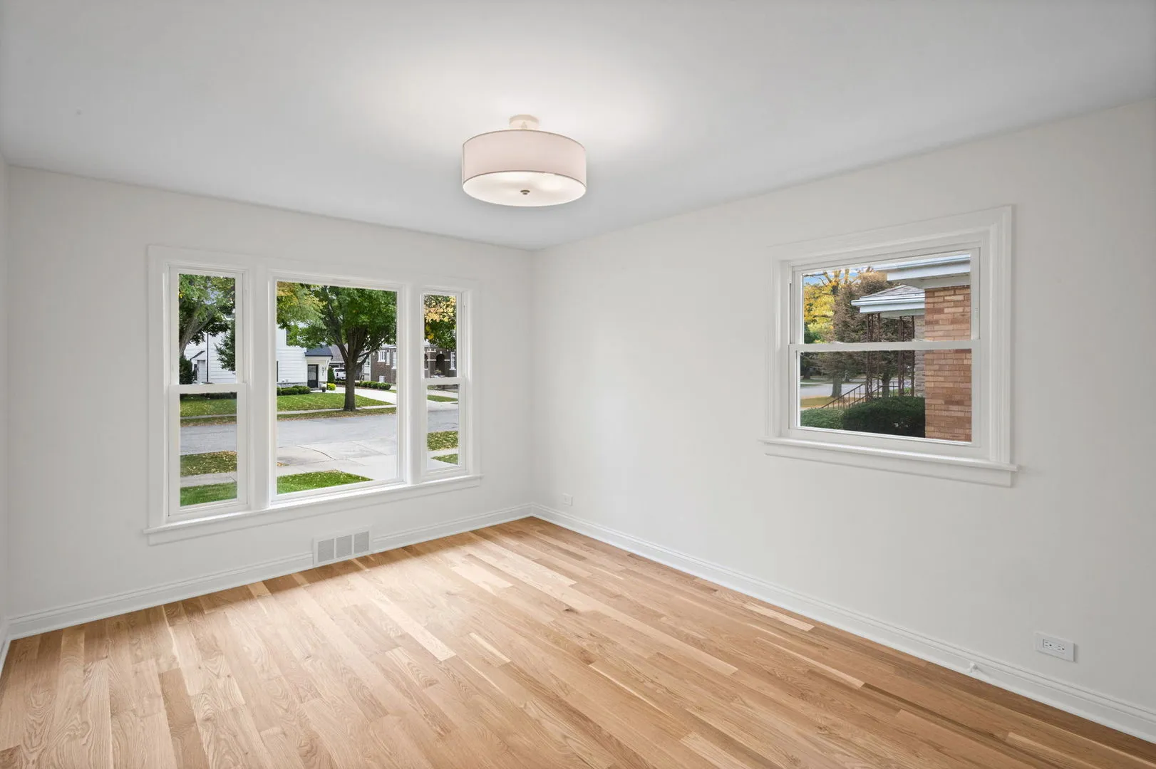 624 S Madison Ave, ,  60525, USA 60525-La Grange-IL