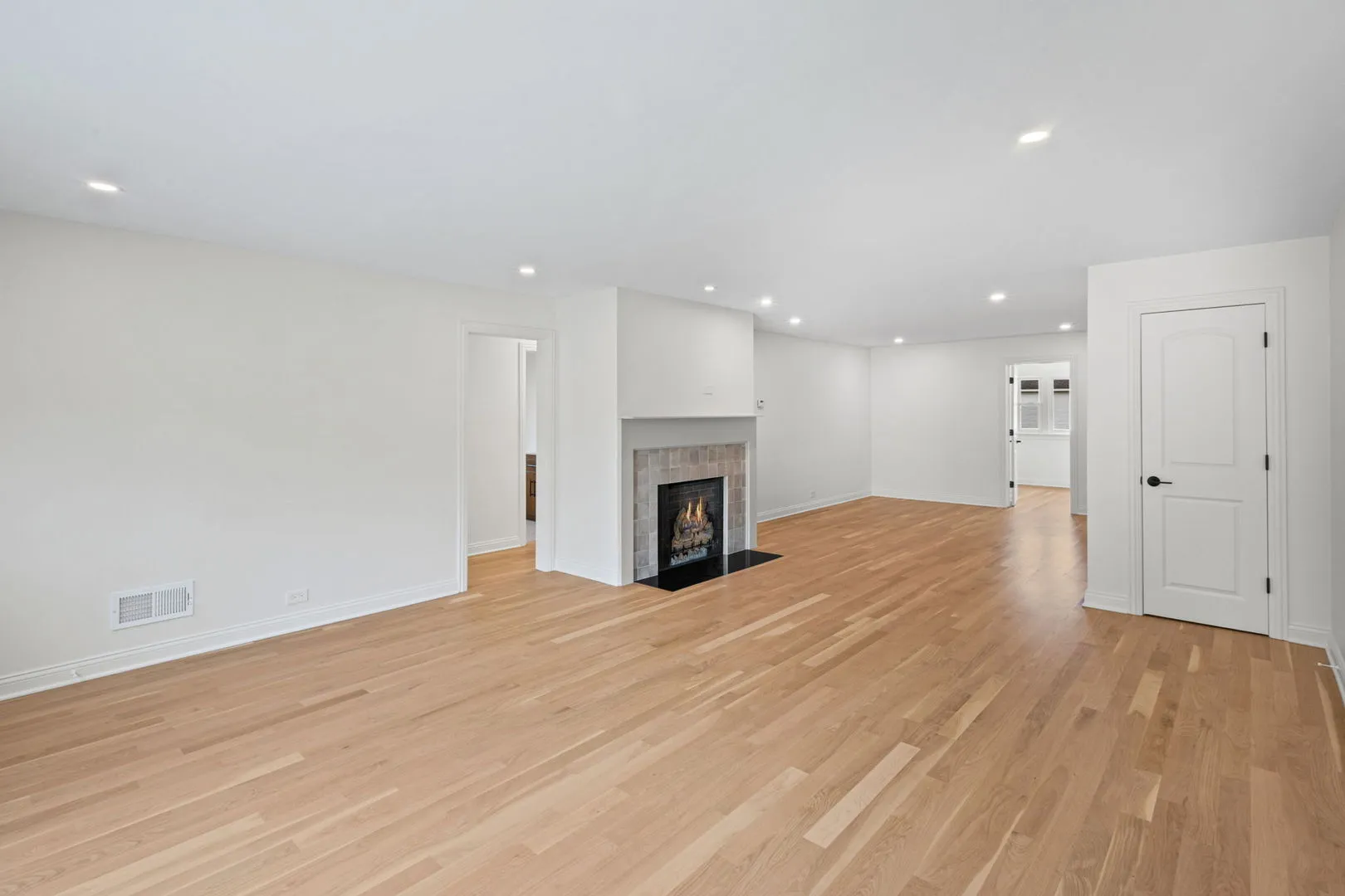 624 S Madison Ave, ,  60525, USA 60525-La Grange-IL