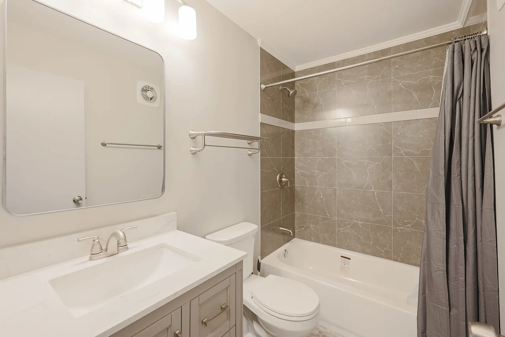 535 S Cleveland Ave, , 60005, USA 60005-unit#305-Arlington Heights-IL