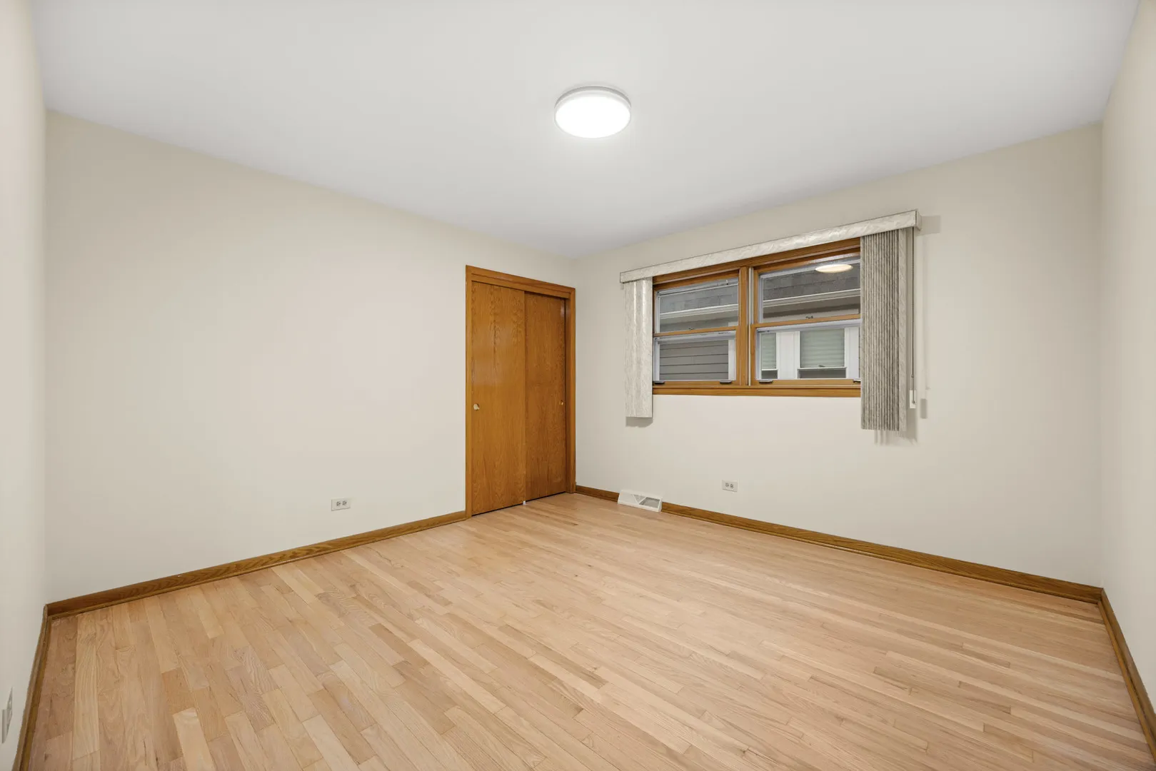 3927 N Pontiac Ave, ,  60634, USA 60634-Chicago-IL