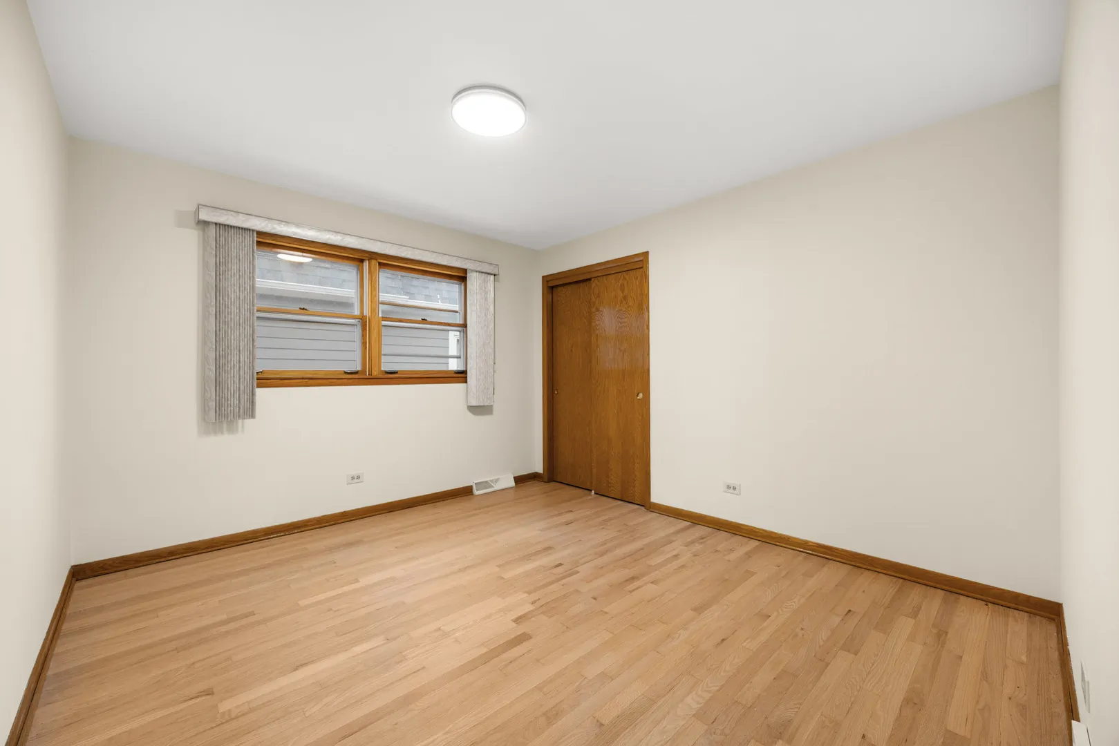 3927 N Pontiac Ave, ,  60634, USA 60634-Chicago-IL