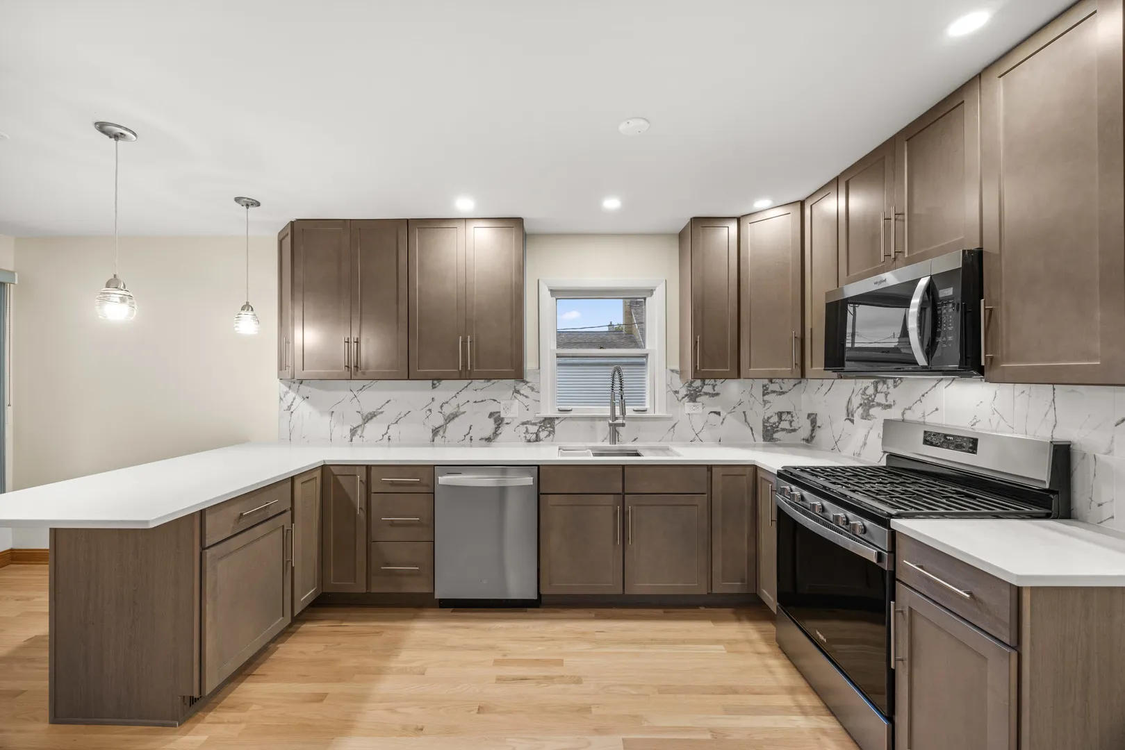 3927 N Pontiac Ave, ,  60634, USA 60634-Chicago-IL