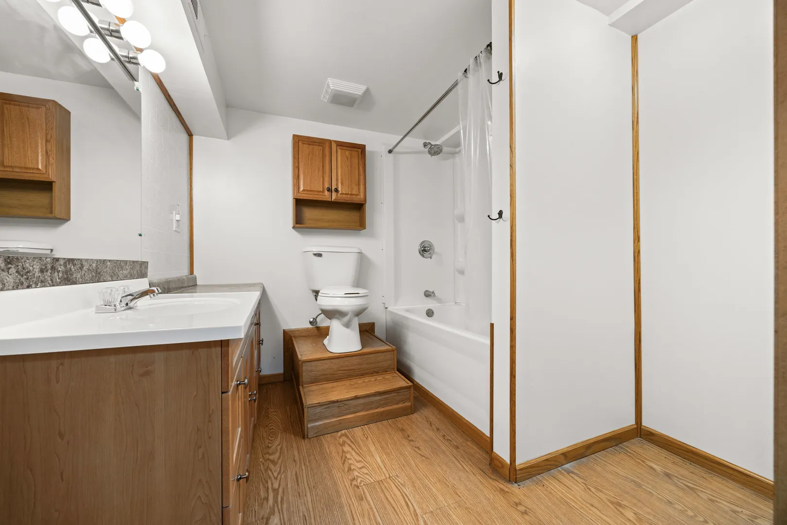 3927 N Pontiac Ave, ,  60634, USA 60634-Chicago-IL