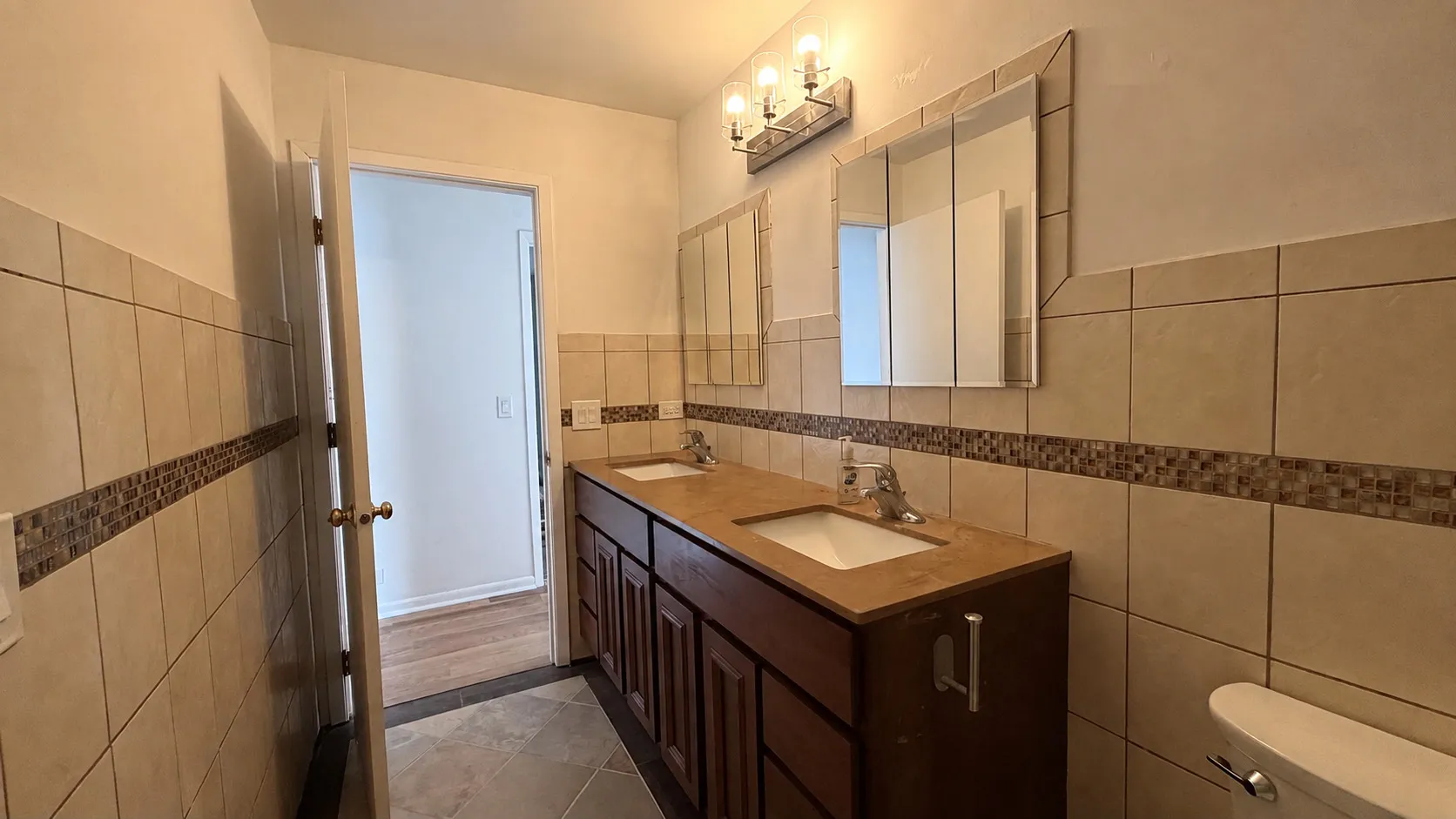 23689 N Midlothian Rd, ,  60047, USA 60047-Lake Zurich-IL