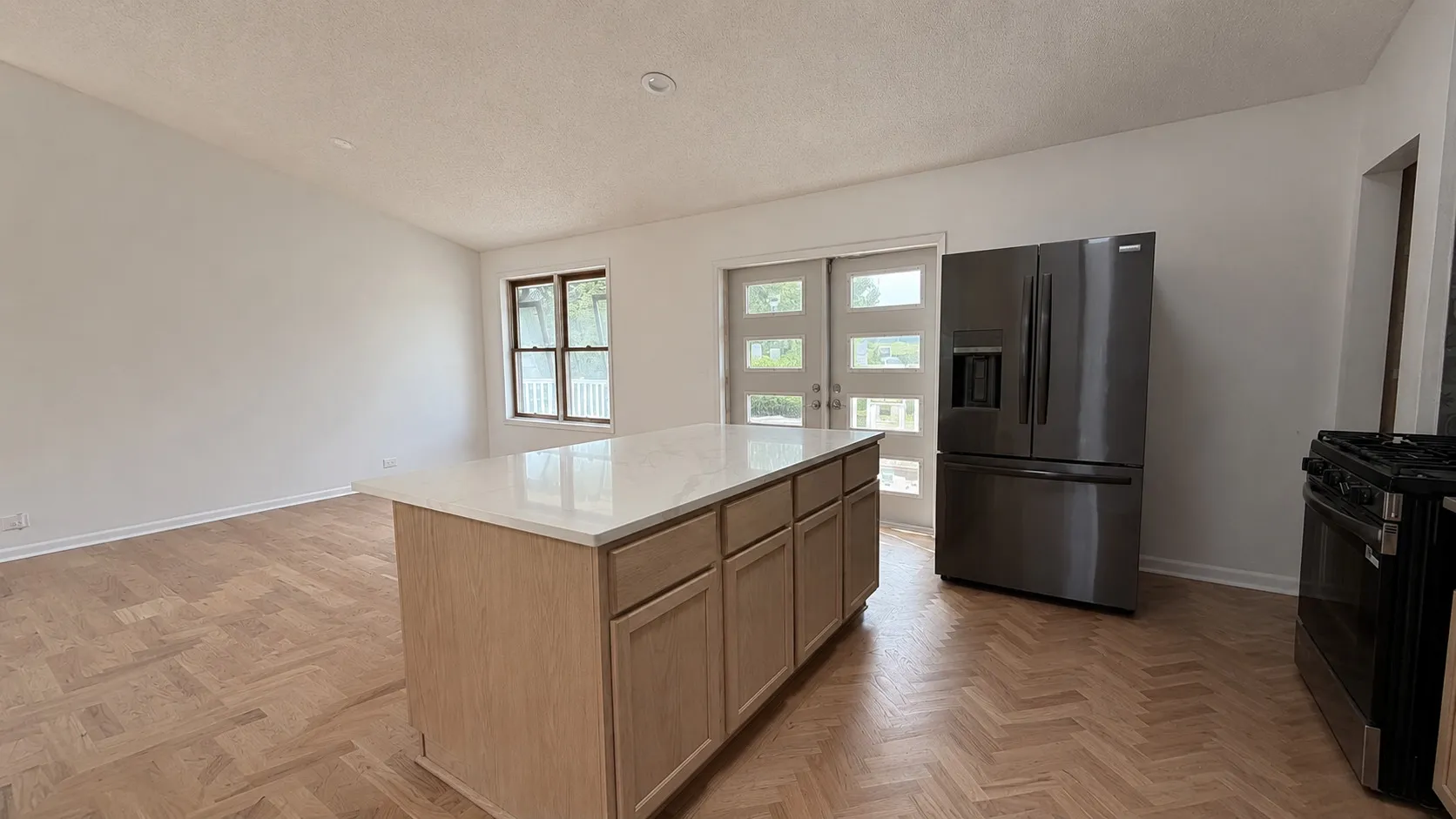 23689 N Midlothian Rd, ,  60047, USA 60047-Lake Zurich-IL