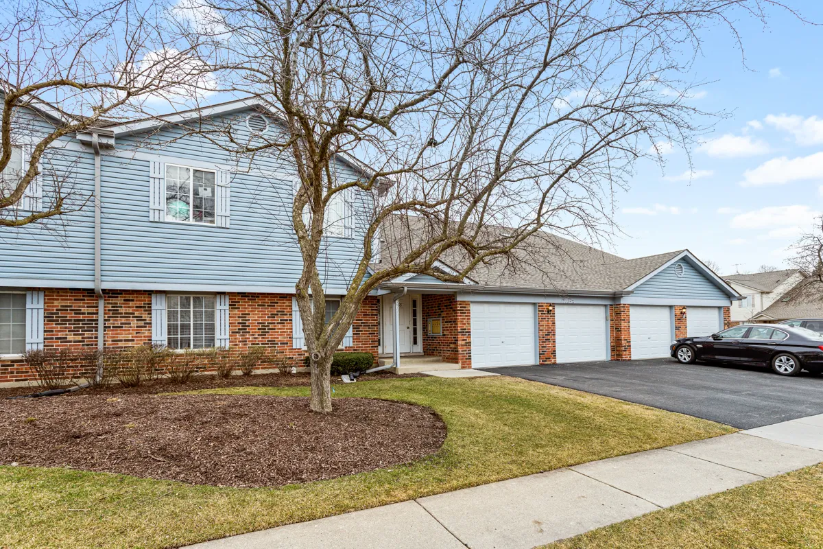 1665 Commodore Ct, , 60193, USA 60193-unit#7-Schaumburg-IL