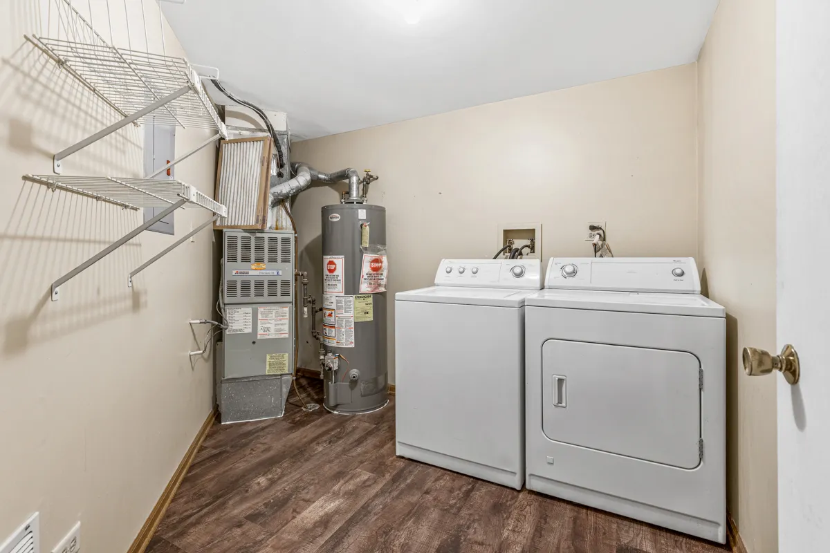 1665 Commodore Ct, , 60193, USA 60193-unit#7-Schaumburg-IL